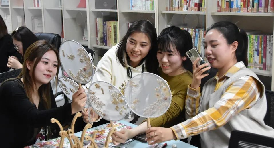 活动回顾 | “三八”女神节“美在当下”美学创意活动圆满结束